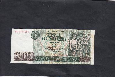 Beschrijving voorzijde: FAMILY